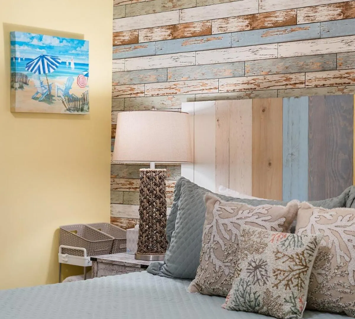 Sandcastle House Hot Tub, Od Kitchen & Game Room! Panama City Beach Holiday home