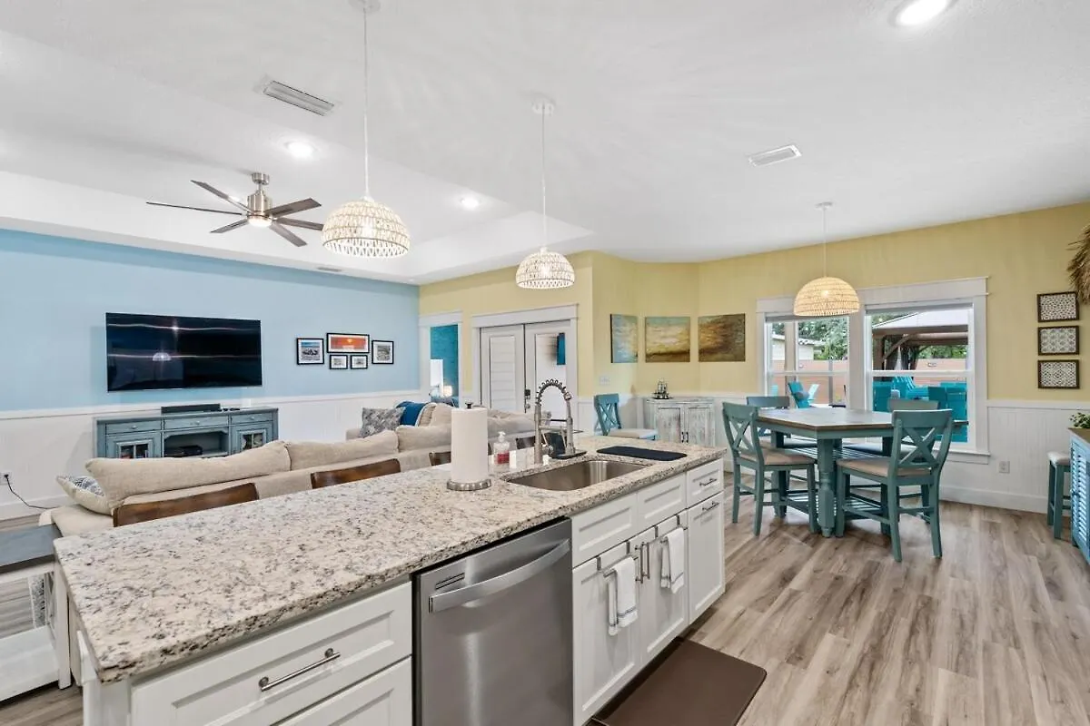 Sandcastle House Hot Tub, Od Kitchen & Game Room! Panama City Beach 0*,