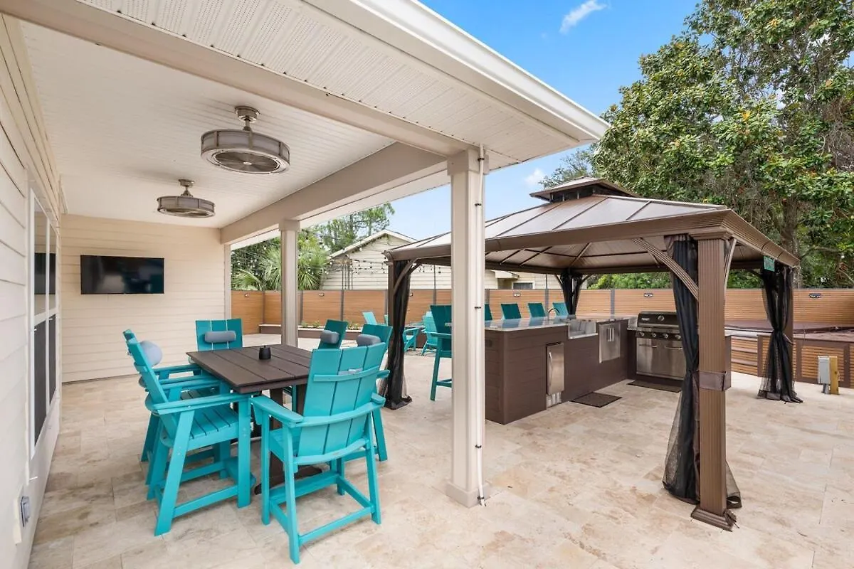 Holiday home Sandcastle House Hot Tub, Od Kitchen & Game Room! Panama City Beach