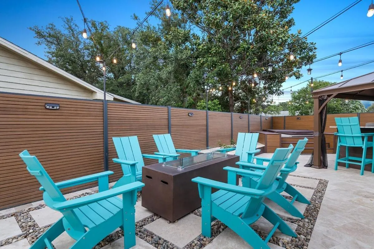 Sandcastle House Hot Tub, Od Kitchen & Game Room! Panama City Beach 0*,  United States