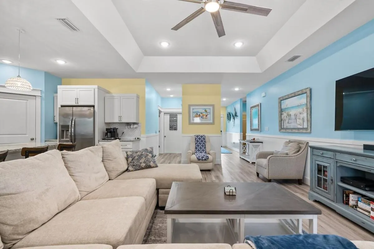 Holiday home Sandcastle House Hot Tub, Od Kitchen & Game Room! Panama City Beach