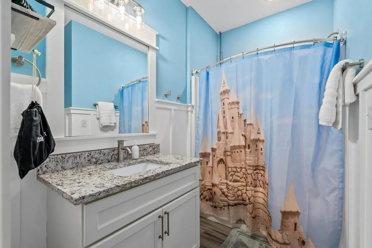 Semesterbostad Sandcastle House Hot Tub, Od Kitchen & Game Room! Panama City Beach