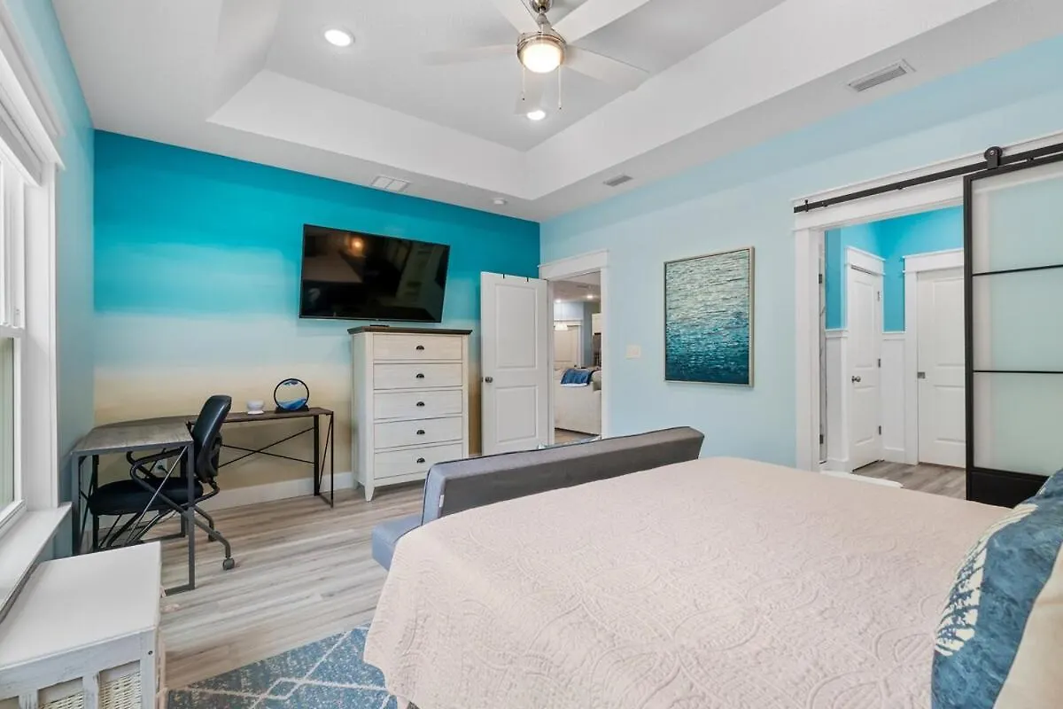 Semesterbostad Sandcastle House Hot Tub, Od Kitchen & Game Room! Panama City Beach